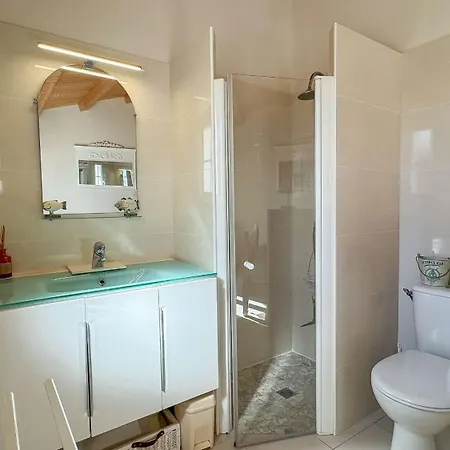 Maison Recente, A Proximite Du Port De וילה