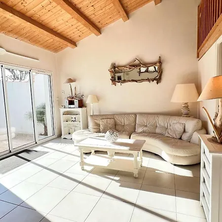 Maison Recente, A Proximite Du Port De וילה לה פלוט